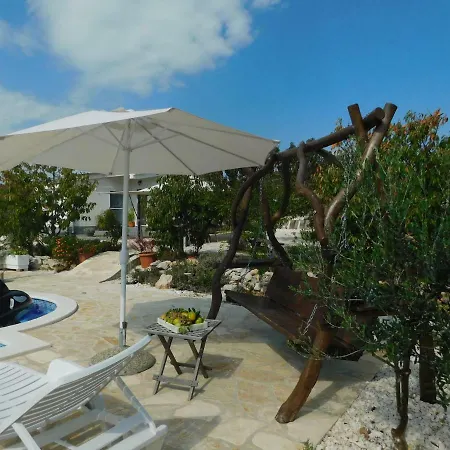 This Is Life-ranch * Poljica (Trogir)