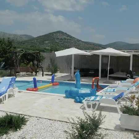 This Is Life-ranch فيلة Poljica (Trogir)