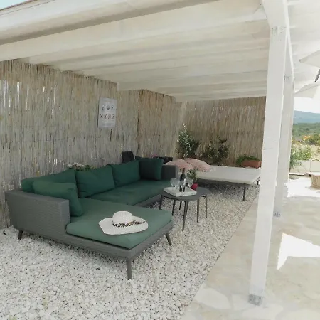 This Is Life-ranch Poljica (Trogir)